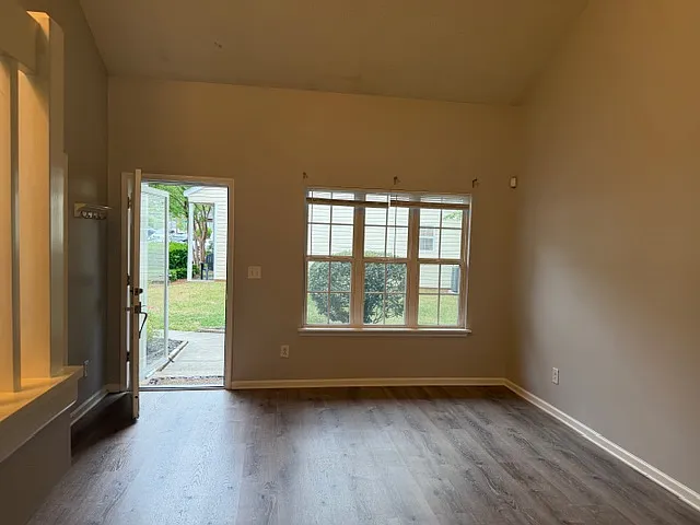 16855 Greenlawn Hills Ct — Photo 13