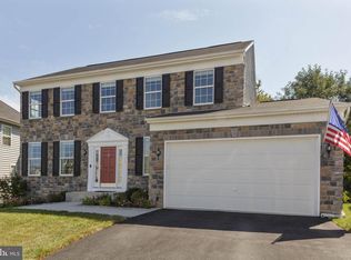 35525 Hudson St, Round Hill, VA 20141