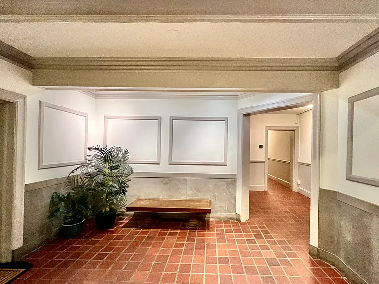 41 Linnaean St #32 — Photo 43