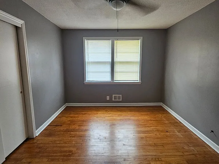 2709 Haymarket Rd — Photo 20