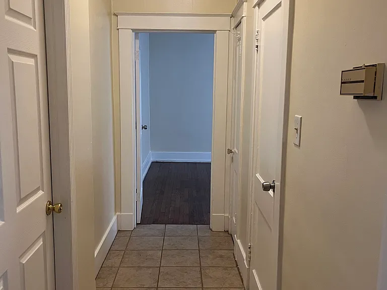 320 N Montgomery St #1 — Photo 13