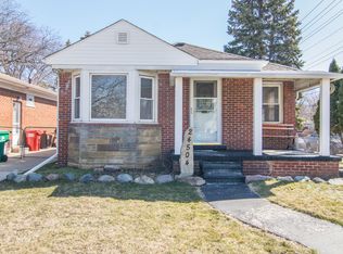 24504 Rosebud Ave, Eastpointe, MI 48021