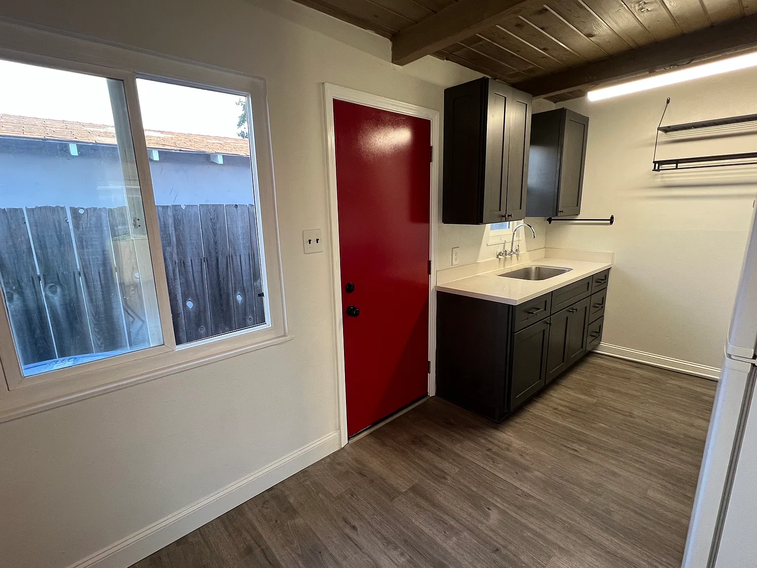 1 bed, 750 sqft, $1,695 — Photo 2