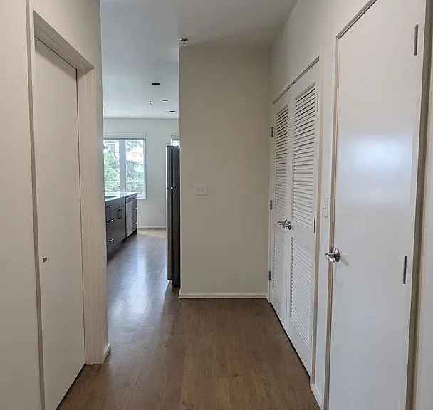 Viewpoint Terrace Apartments — Photo 9