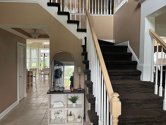 2nd image of 656 Bridgeside Dr