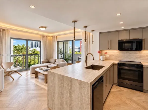 2740 SW 28th Ter APT 602, Miami, FL 33133