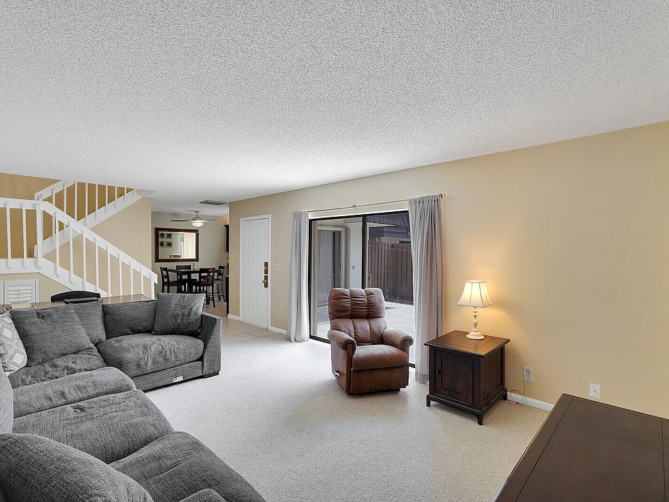 1st image of 5804 SE Riverboat Drive #302