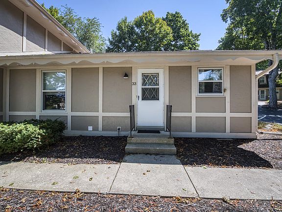 3rd image of 10697 Timber Ridge Cir Unit 9A