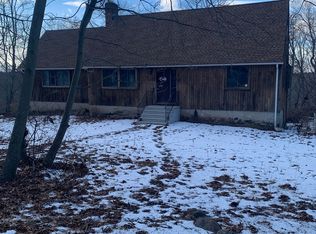 157 Barker Hill Dr, Guilford, CT 06437