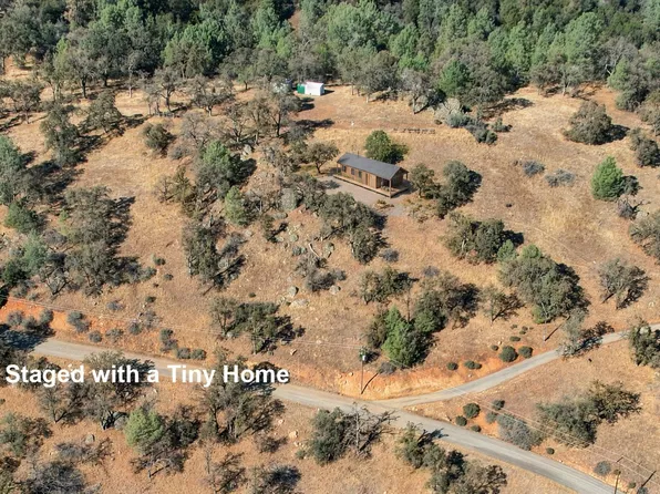 5318 W Whitlock Rd, Mariposa, CA 95338