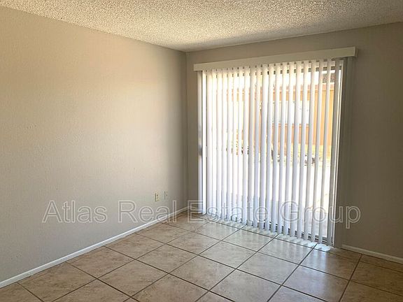 5th image of 1319 E Vista Ave Unit B