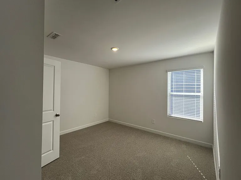 1548 31st Street Ct SE — Photo 13