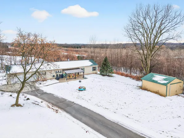 N6223 County Rd E, De Pere, WI 54115