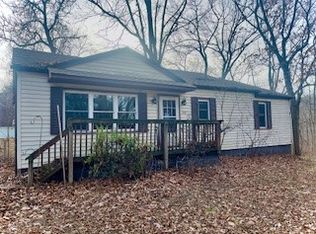 102 Oak Ln, Tarentum, PA 15084