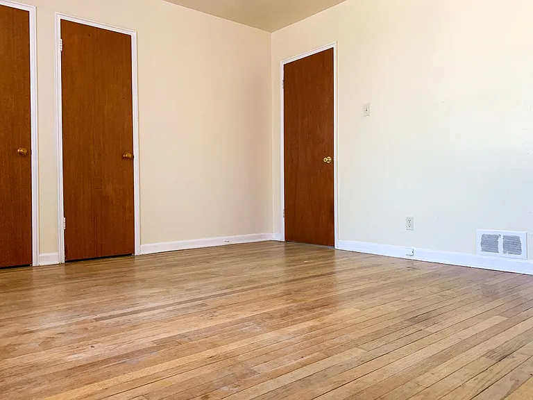2 Bedroom with Hardwood Floors — Photo 26