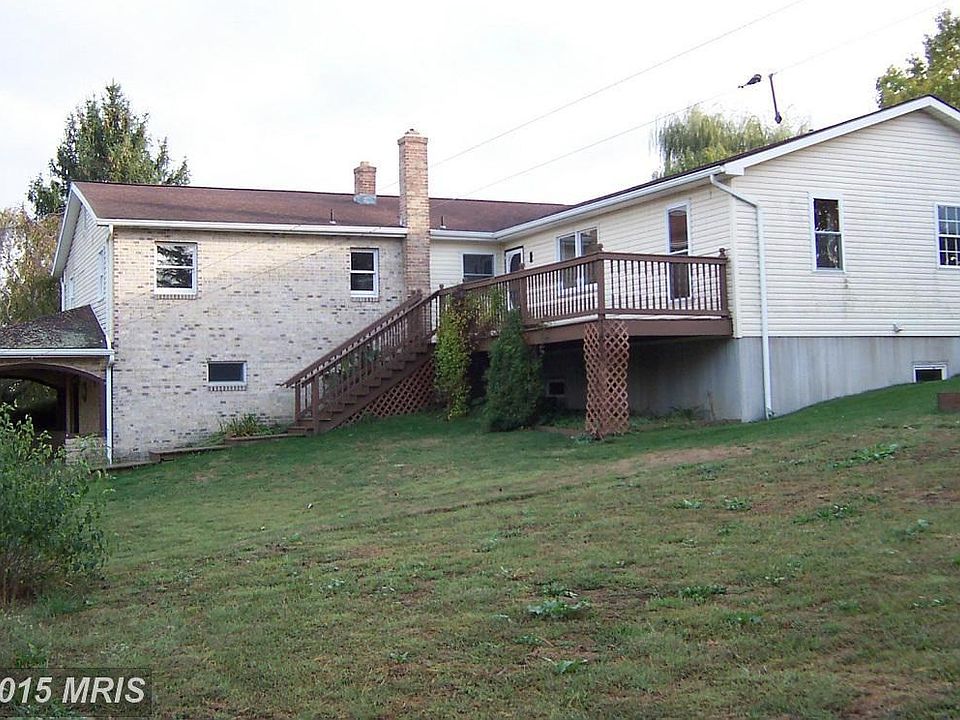Exterior (Rear)