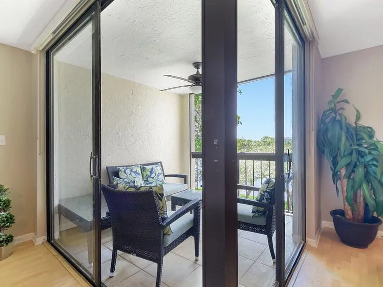 950 Lavers Cir #F309 — Photo 30