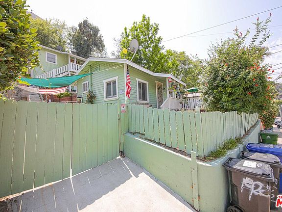 2nd image of 1928 Whitmore Ave