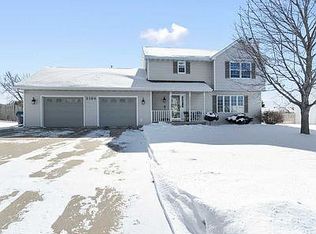 2164 Skyview St, Green Bay, WI 54311