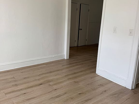 4th image of 17 Worthington St #2