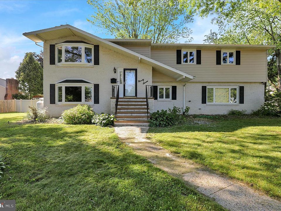 1st image of 97 Wellington Blvd
