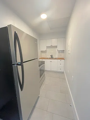 1469 Ottawa St #5 Photo 1