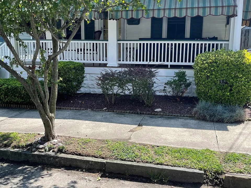 56 Franklin Ave