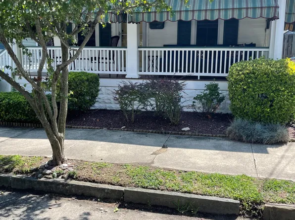 56 Franklin Ave, Ocean Grove, NJ 07756