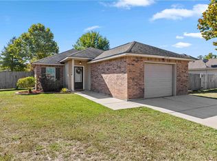 28448 Flamingo Dr, Ponchatoula, LA 70454