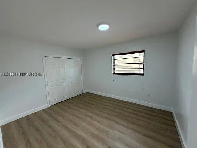 3 bed, 2.0 bath, 1325 sqft, $3,500 — Photo 4