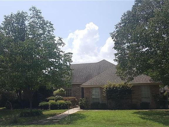 2nd image of 312 Hamilton Dr