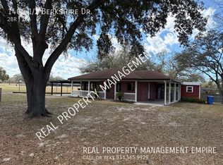 1406 1/2 Berkshire Dr, Brandon, FL 33511