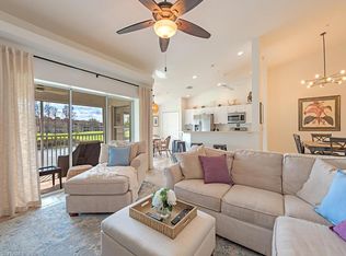 2880 Cypress Trace CIR #202, NAPLES, FL 34119