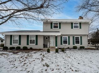 3009 W Renee Ct, Mequon, WI 53092