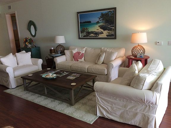4th image of 25 W Harbour Isle Drive W #105