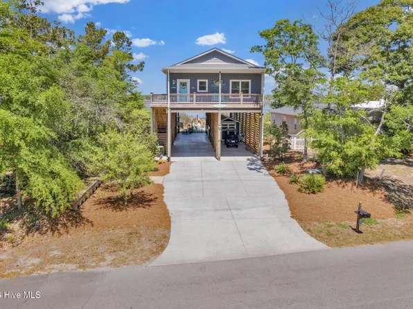 7202 E Yacht Drive, Oak Island, NC 28465