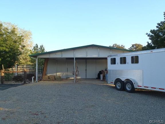 5th image of 8390 Highway 99e