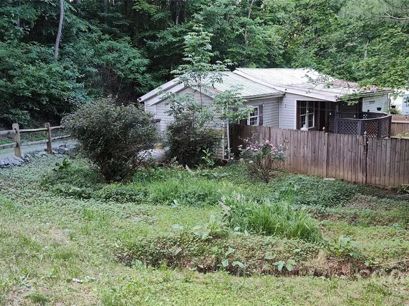 7881 Us Highway 25/70, Marshall, NC 28753