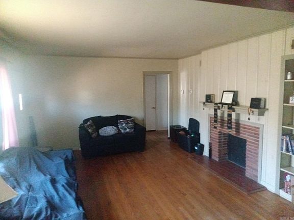 3rd image of 202 W 27th Ave