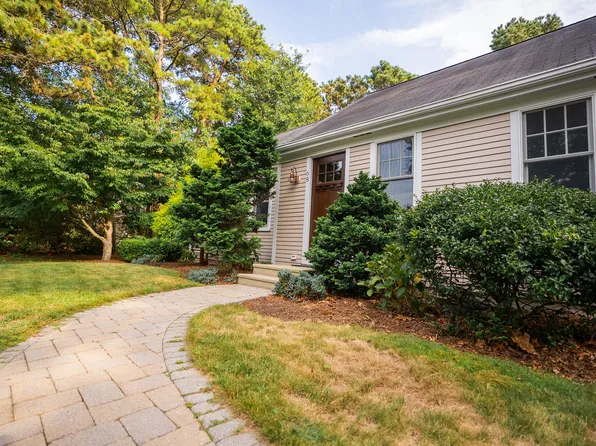 68 Lumberjack Trail, West Yarmouth, MA 02673