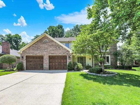 664 N Scott Dr, Greenwood, IN 46142