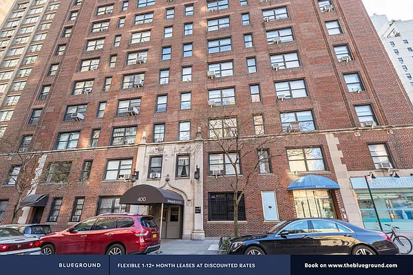 Rented by The Blueground | media 206