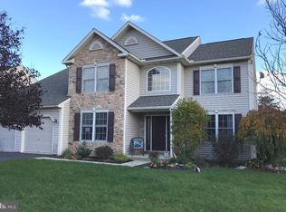 313 Kentucky Ave, Sinking Spring, PA 19608