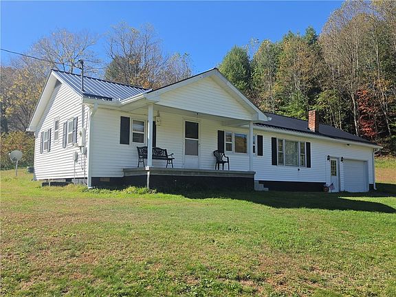 2nd image of 657 Denny Road