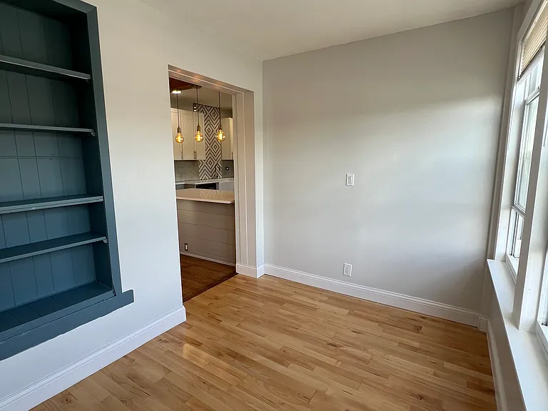 4025 N Lavergne Ave #2 — Photo 23