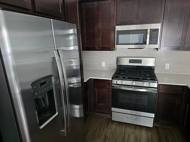 1433 Weatherford Ln — Photo 25