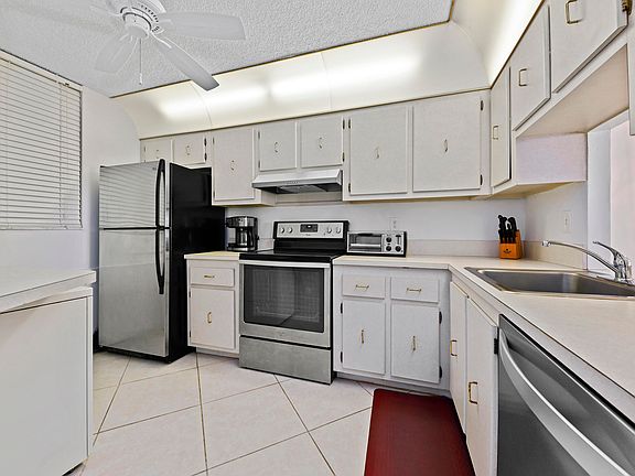 4th image of 3545 S Ocean Blvd APT 416