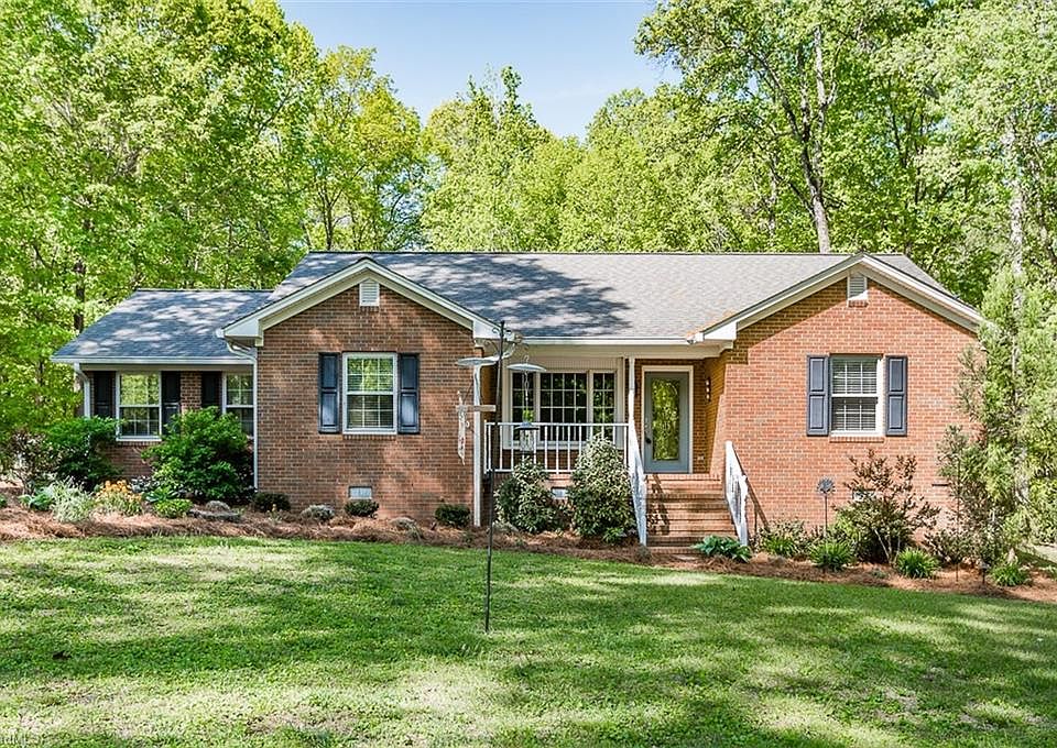 1st image of 801 Baker Ct