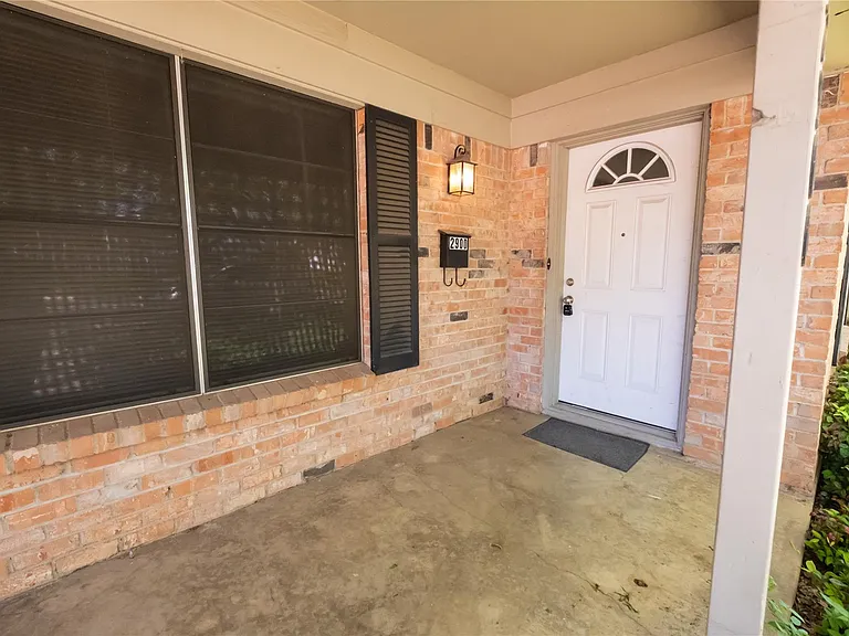 5101 Locke Ave — Photo 2