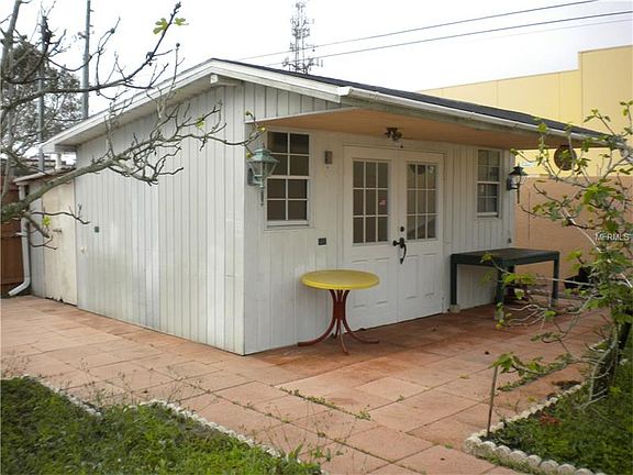 2nd image of 2837 Orchard Dr
